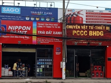 TRUNG TÂM PHA MÀU TRÁI ĐẤT XANH