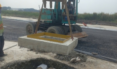THI CÔNG LẮP ĐẶT HỐ GA THOÁT NƯỚC MUA NƯỚC THẢI 
